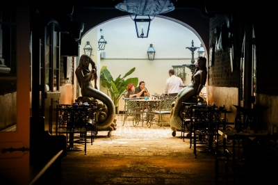 French Quarter Streetlife in New Orleans (llambrano / Pixabay)  Public Domain 
Infos zur Lizenz unter 'Bildquellennachweis'